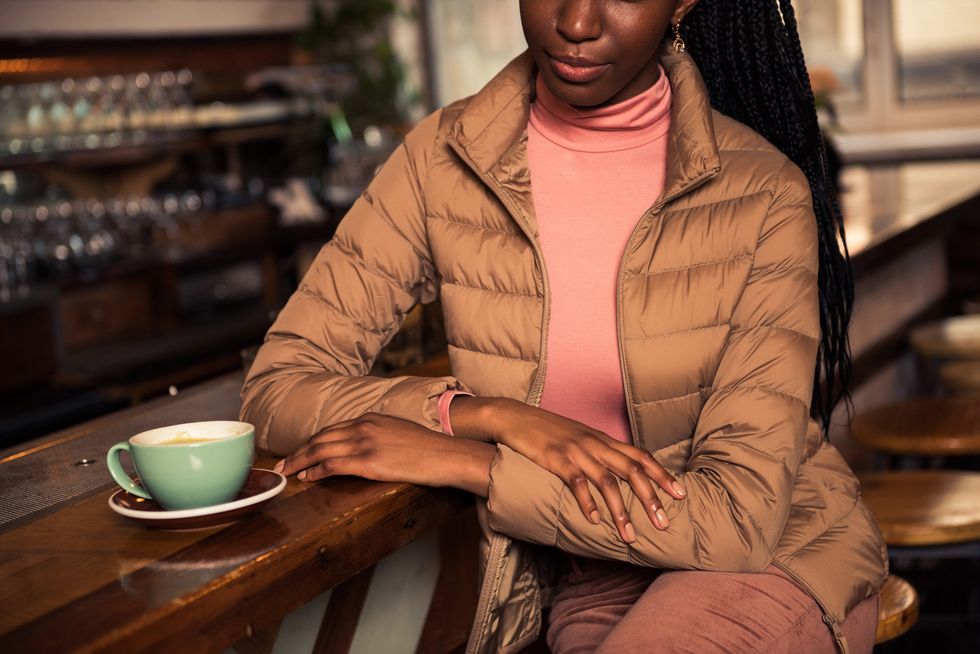 how to stylishly dress for cold weather