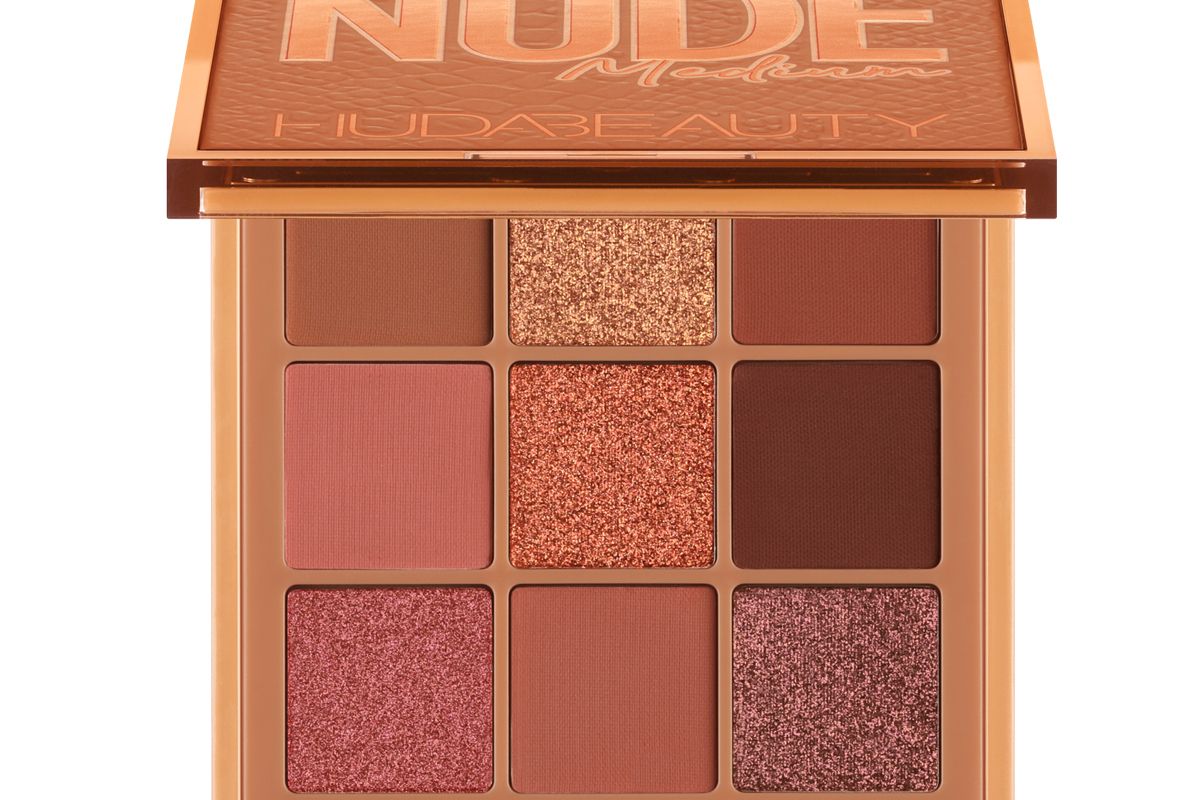 huda beauty nude obsessions eyeshadow palatte