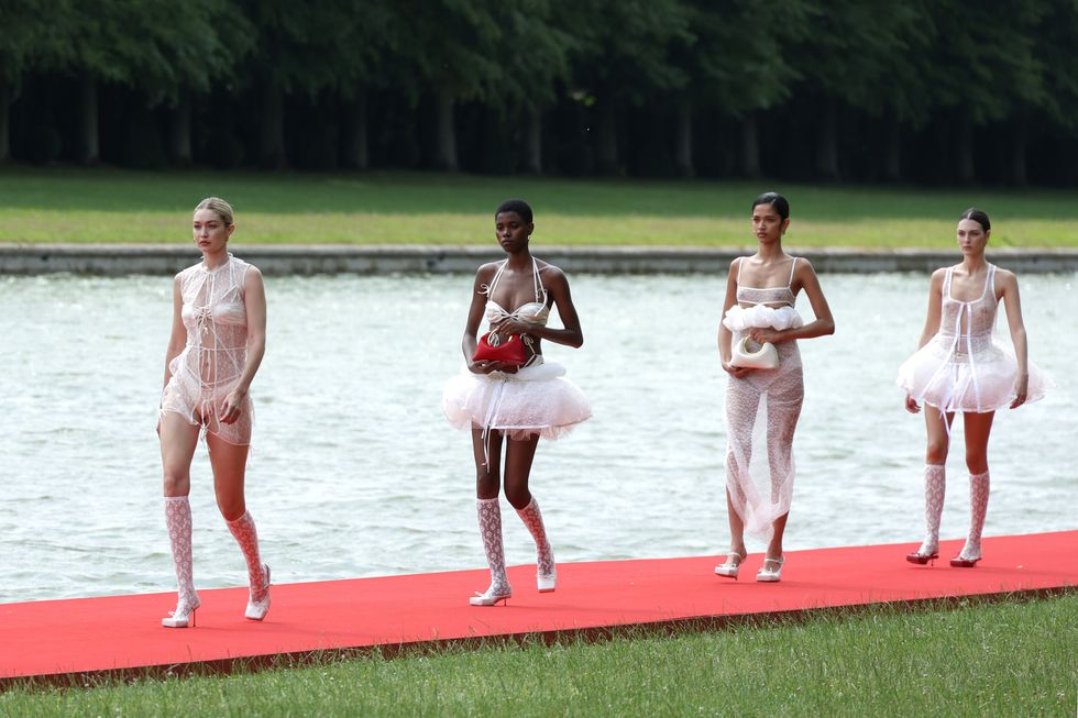 iconic-fashion-show-locations