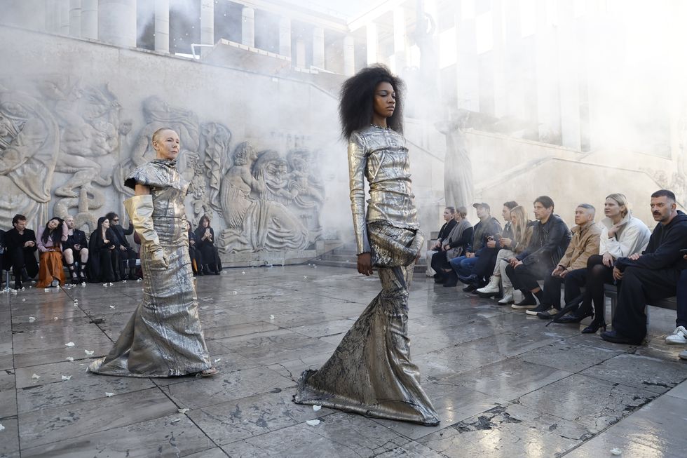 iconic-fashion-show-locations