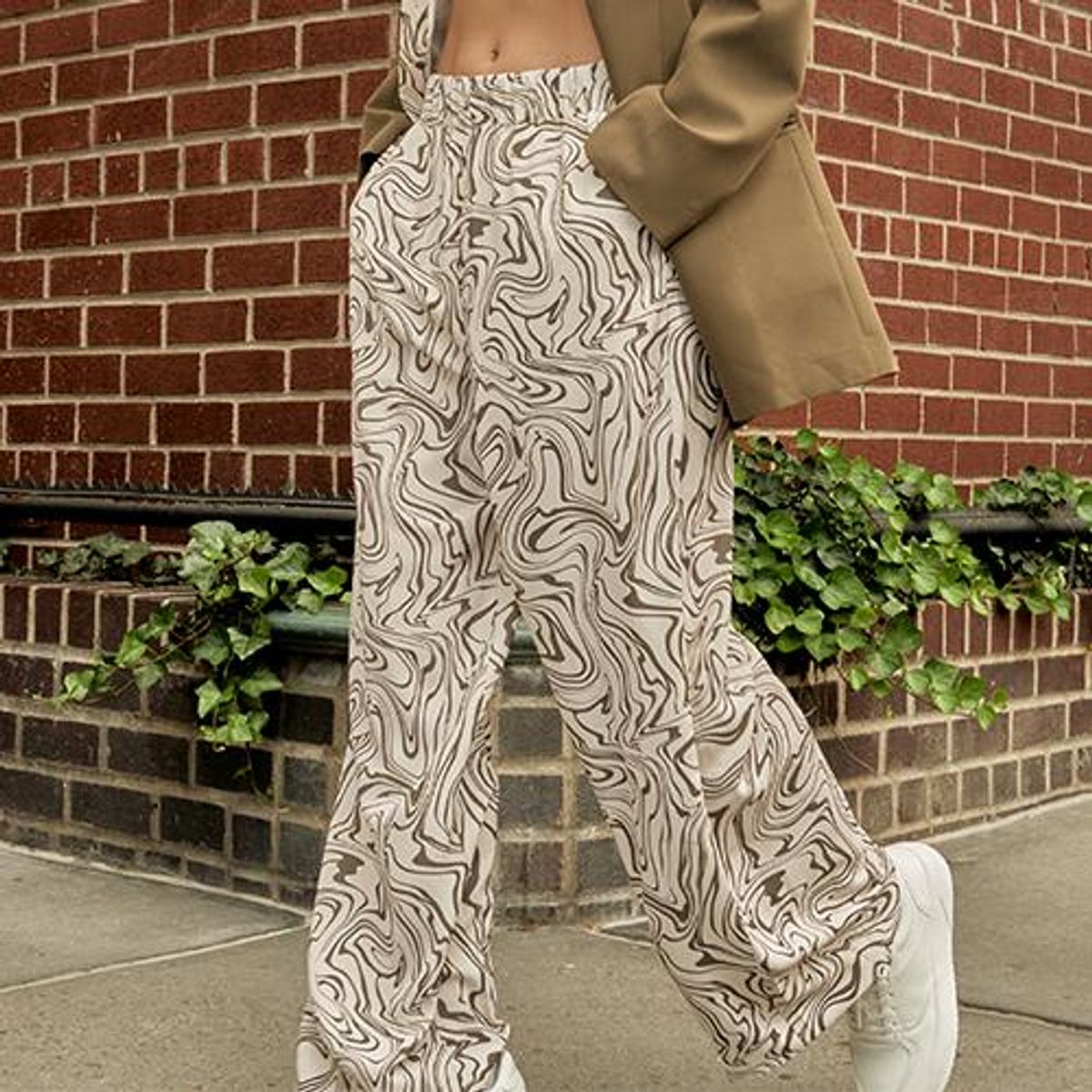 Women’s Ivory Marble Print Silky Loose Pants