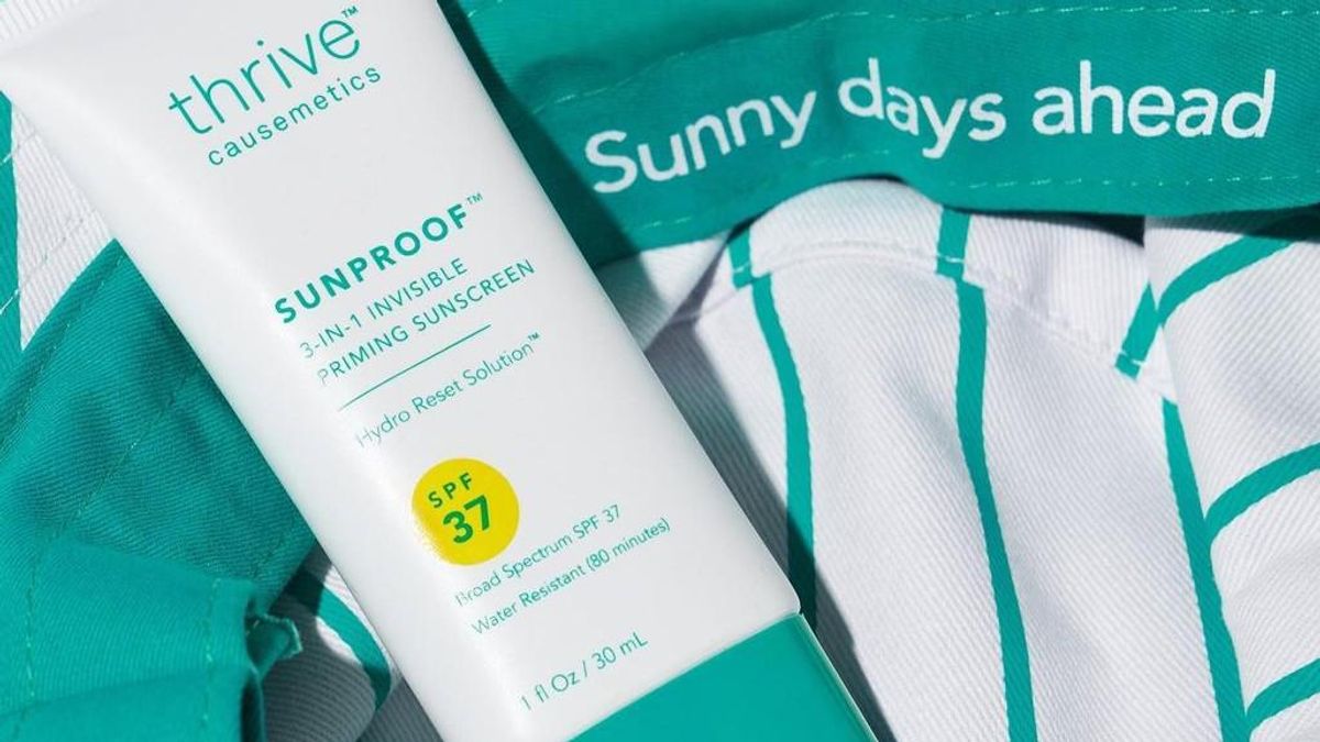 Thrive Causemetics Sunproof Priming Sunscreen Review Coveteur Inside