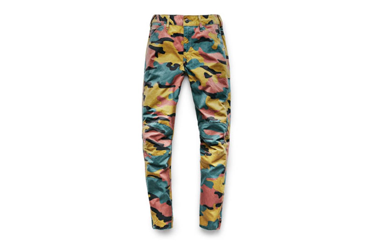 Elwood X25 3D Boyfriend Women’s Jeans in Jigsaw Camouflage Print