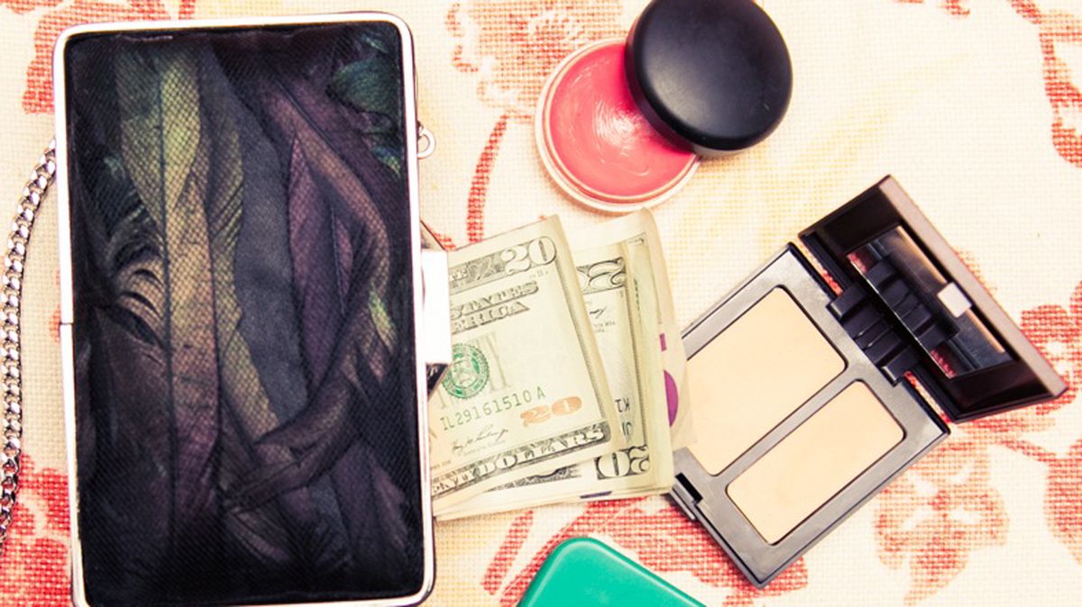 How to Indulge Your Beauty Addiction and Still Pay Your Bills