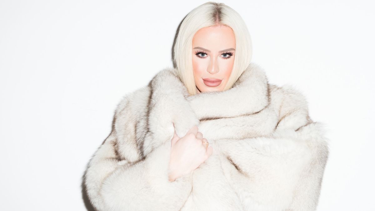 Gigi Gorgeous Told a White Lie During Her Forbes 30 Under 30 Interview