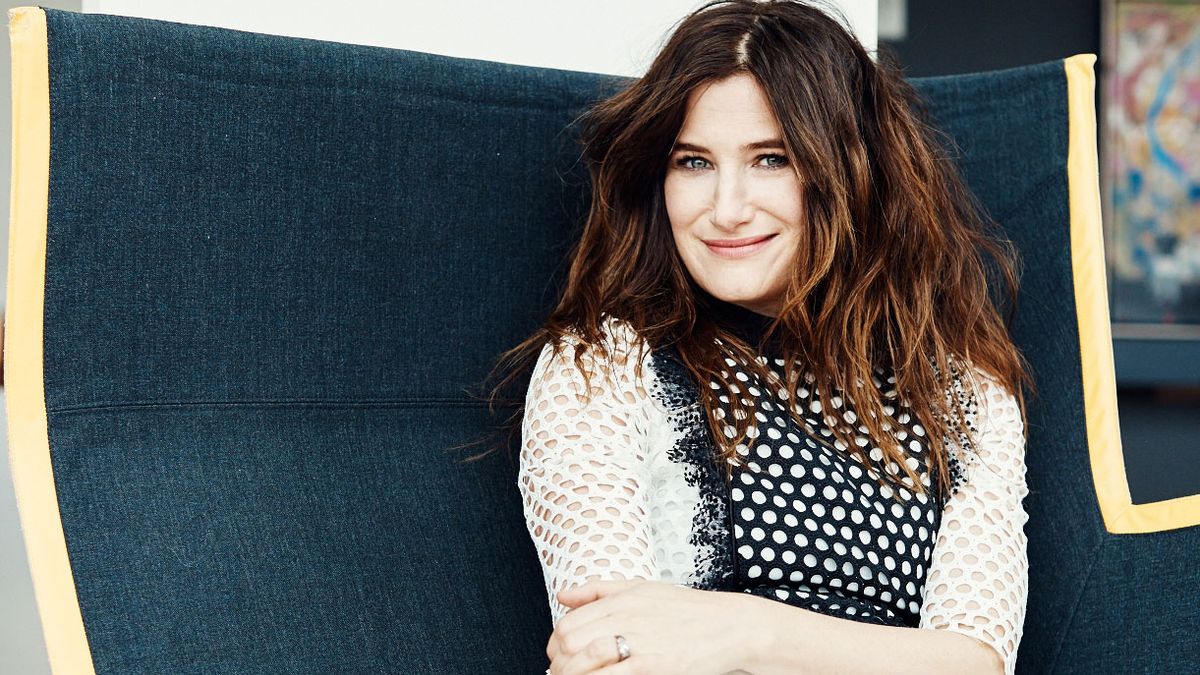Why Kathryn Hahn Is Optimistic about American Politics