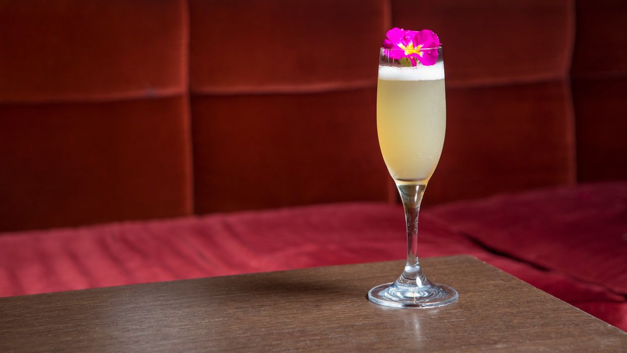 Drink This Fancy Champagne Cocktail to Pregame for the Oscars