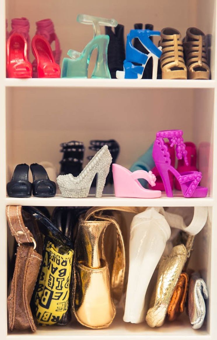 Barbie's Closet, I love organize clothes and shoes on my cl…