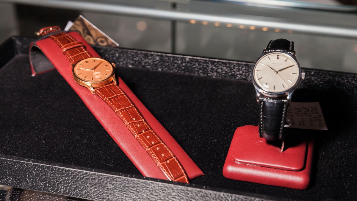 A Beginner’s Guide to Buying & Collecting Vintage Watches