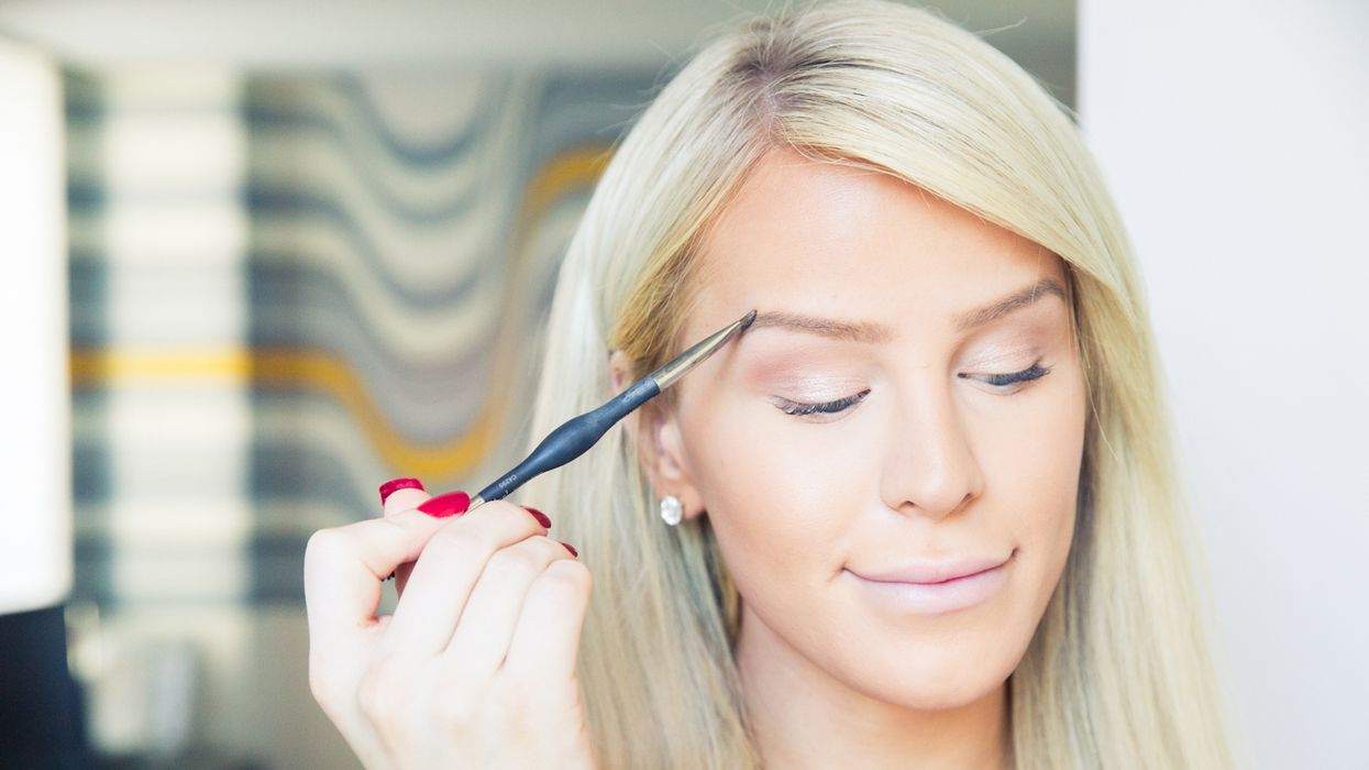 An Expert Guide to Tinting Your Brows