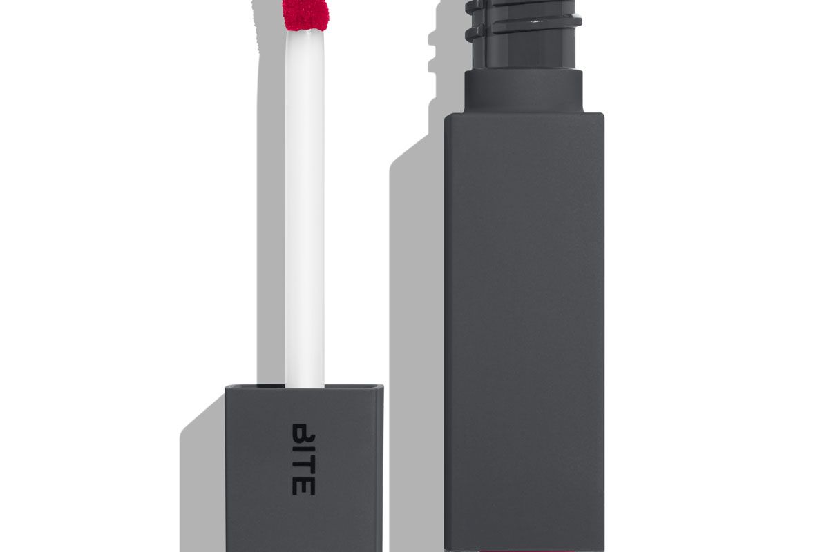 Amuse Bouche Liquified Lipstick in Candied
