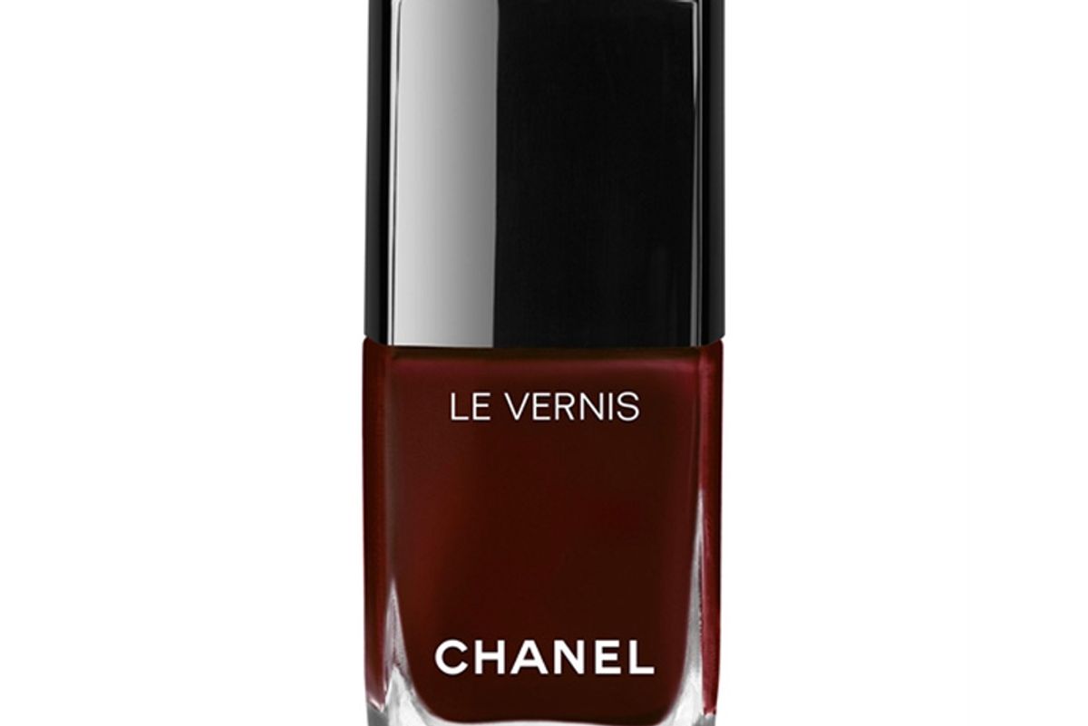 Le Vernis Longwear Nail Colour in Rouge Noir