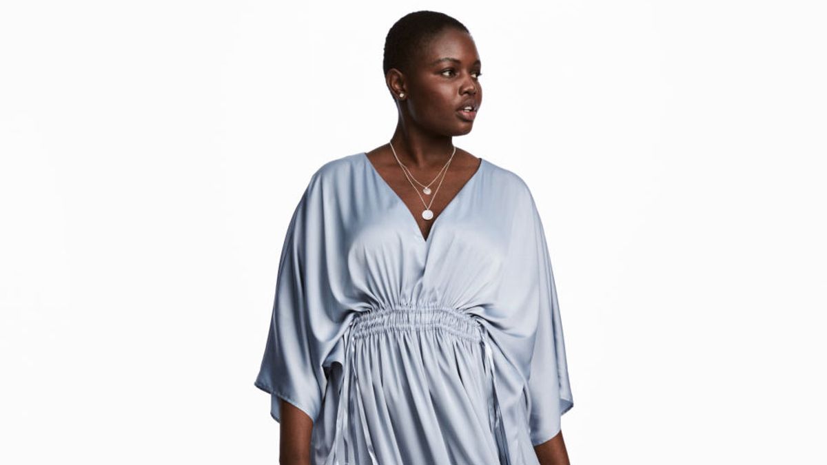 29 Plus-Size Caftans That You Can Wear into Fall