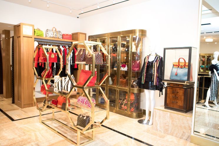 At What Goes Around Comes Around, Store Designs Reflect Founders' Passion  for Luxury Vintage Resale - Retail TouchPoints