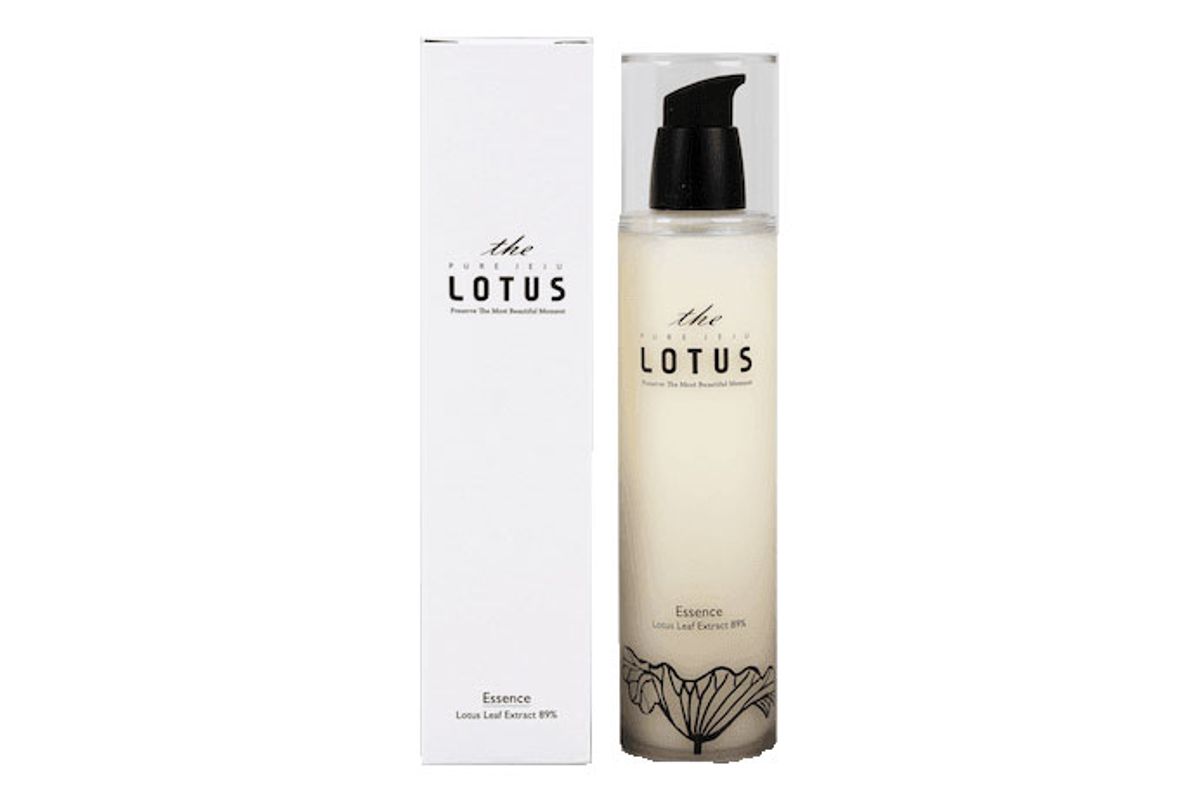 Essence with Lotus Leaf
