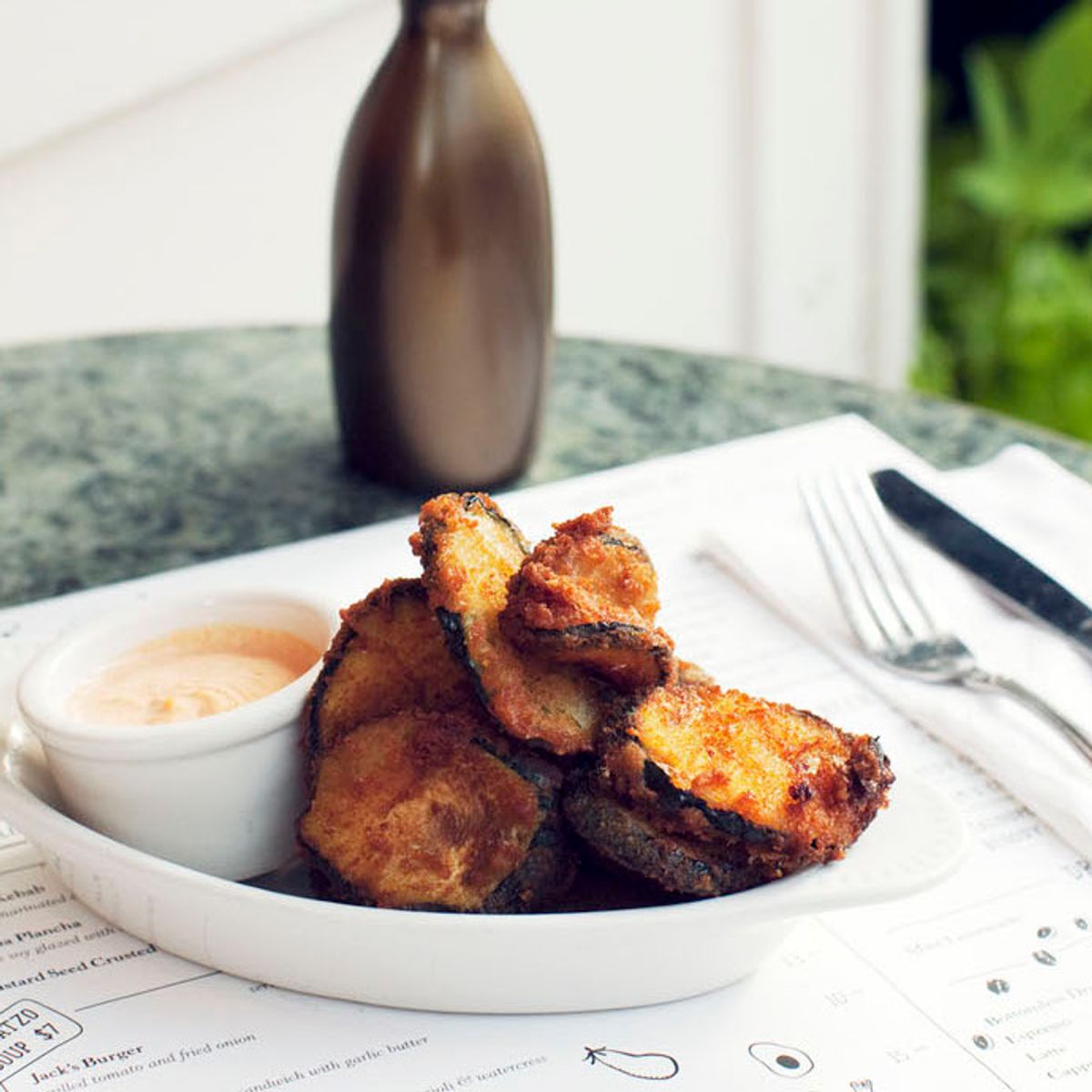 Qizlarning ziyofatda ehtiyotkorona ovlangani haqidagi porno videolar Mast ayol anal jinsiy aloqa qildi