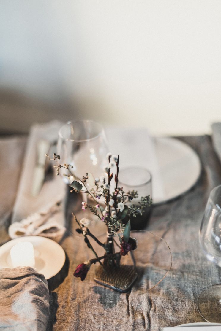 7 Essentials for Hosting a Memorable Dinner Party • The Fashionable  Housewife