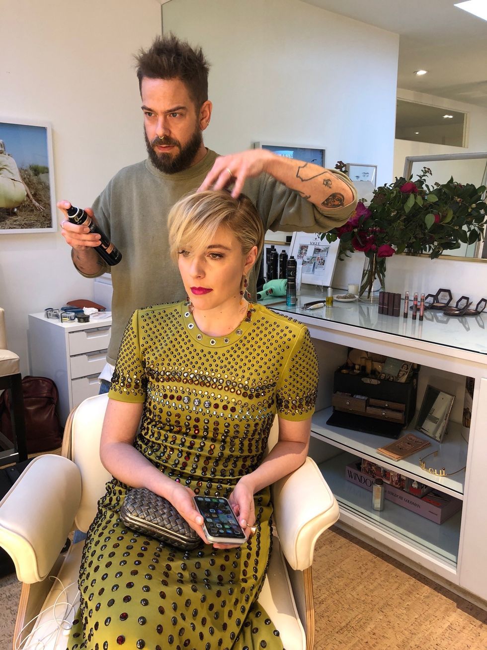 How to Style Your Short Hair like Greta Gerwig’s SAG Awards Look ...