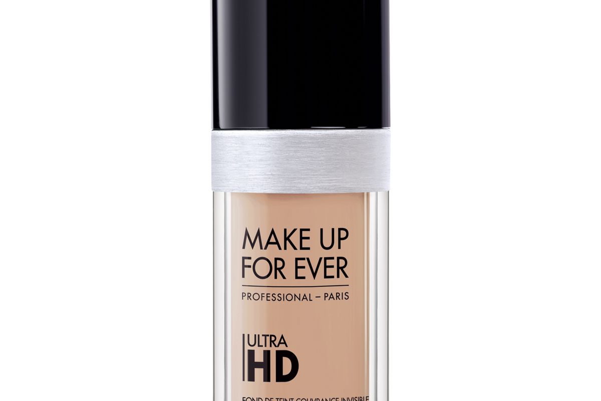 Ultra HD Invisible Cover Foundation in Y305
