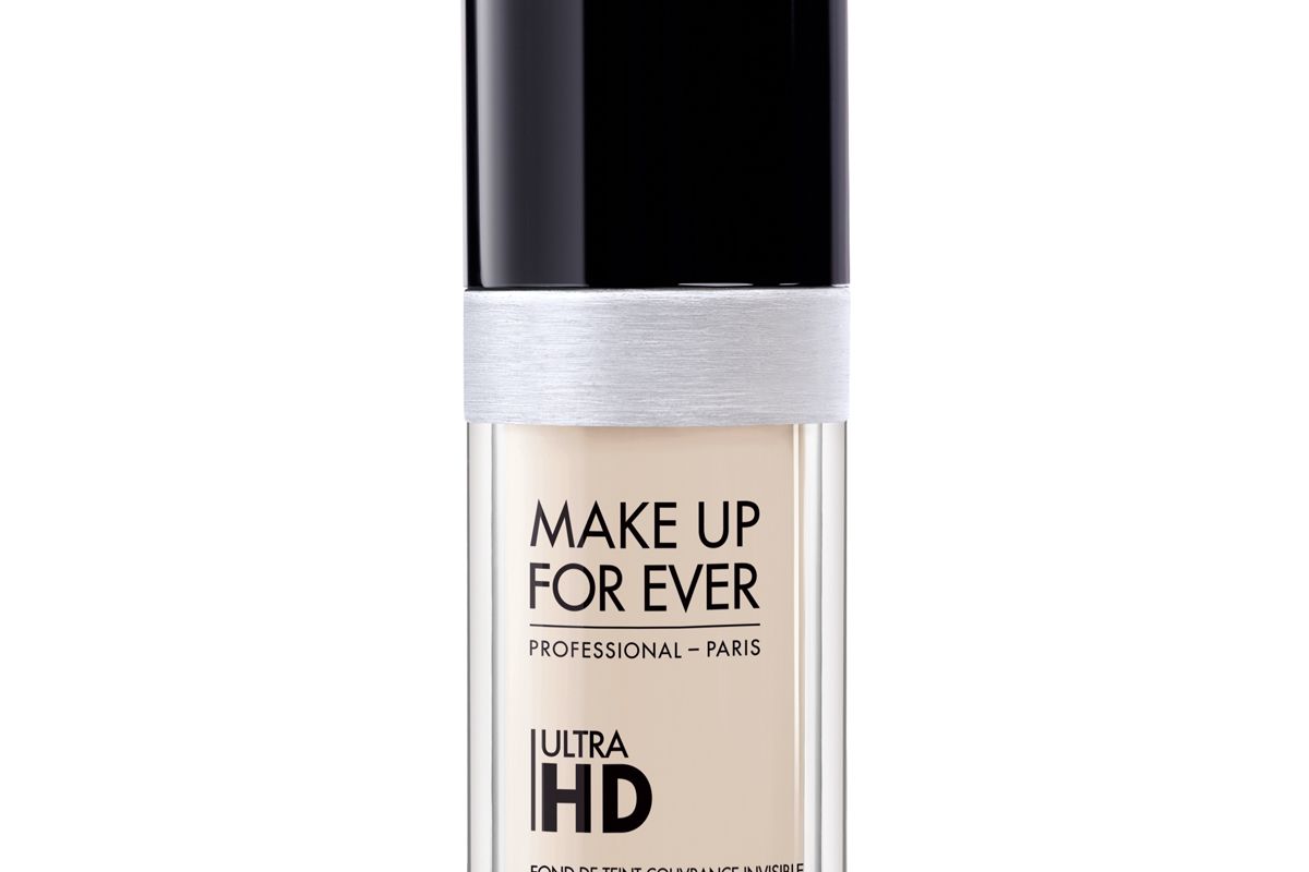 Ultra HD Invisible Cover Foundation in Y205