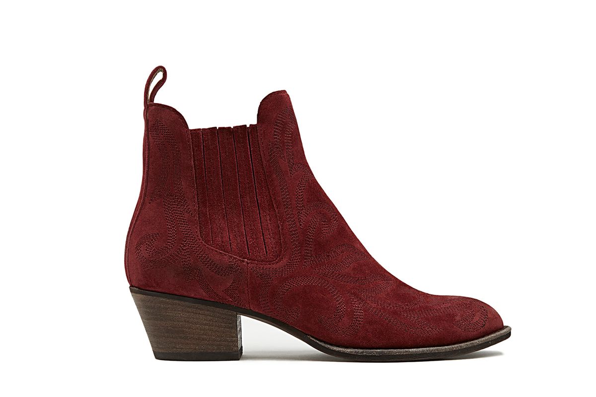 Seth Textured Chelsea Boot