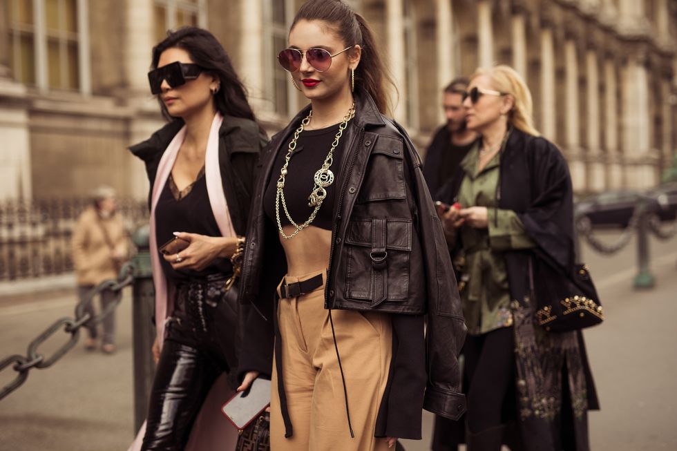 The Best Street Style from Paris Fashion Week Fall 2019 - Coveteur ...