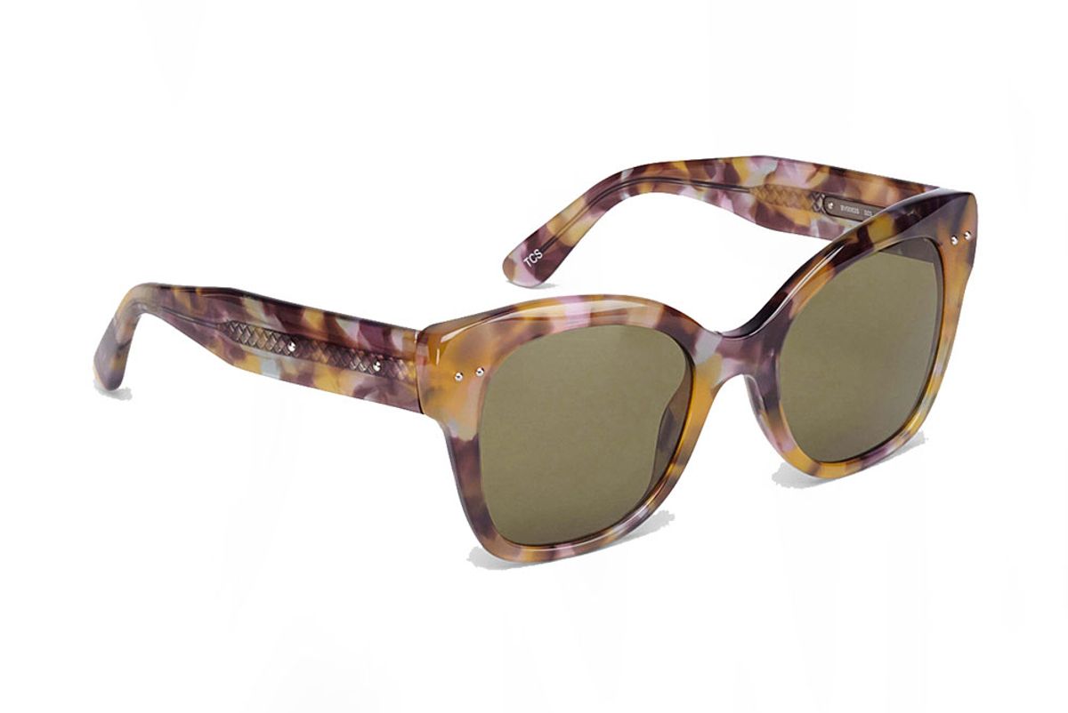 Sunglasses in Olive Pink Havana Acetate, Solid Green Lens
