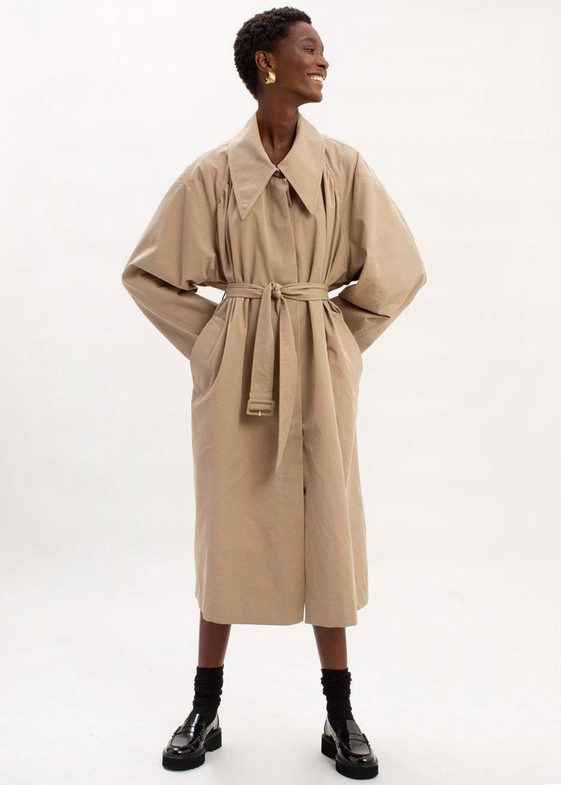 Hallow Pointed Collar Trench Coat