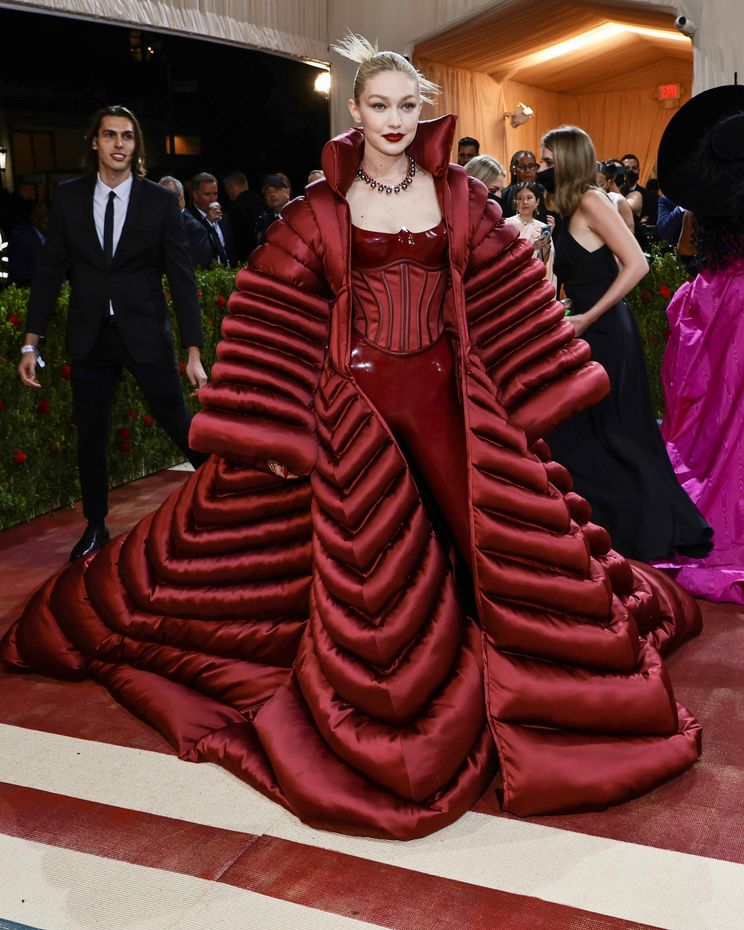 The Best Met Gala Red Carpet Beauty Looks 2022 - Coveteur: Inside