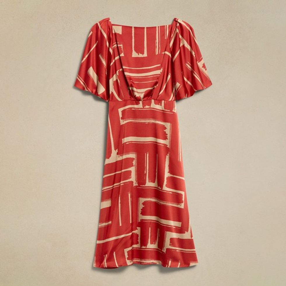 Flutter-Sleeve Knee-Length Dress
