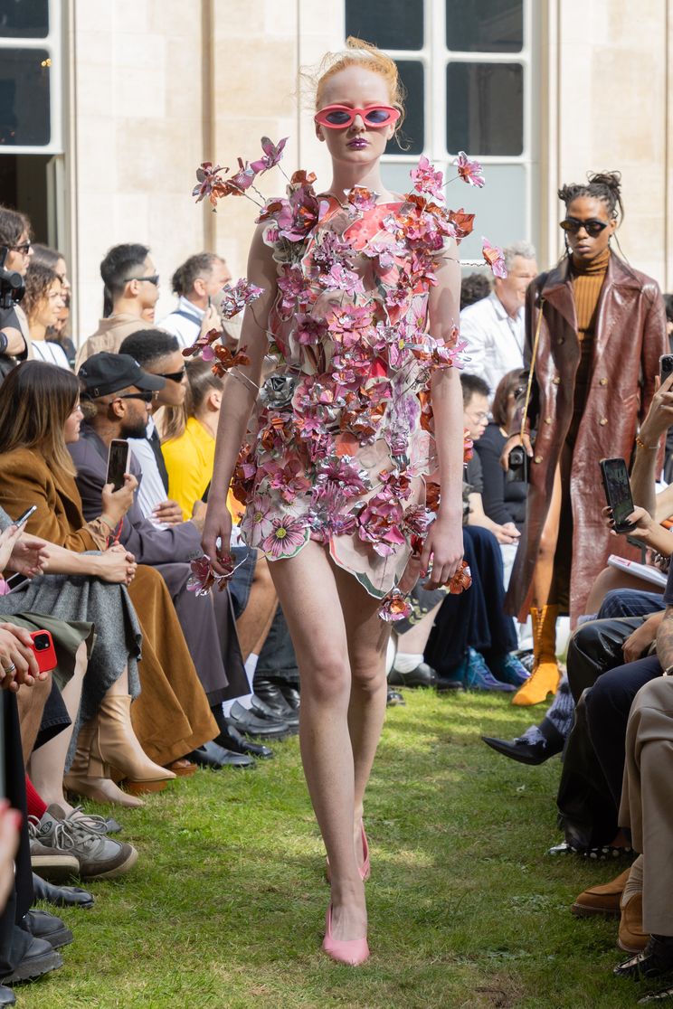 The Biggest Trends From Spring 2024 Paris Fashion Week - Coveteur: Inside  Closets, Fashion, Beauty, Health, and Travel
