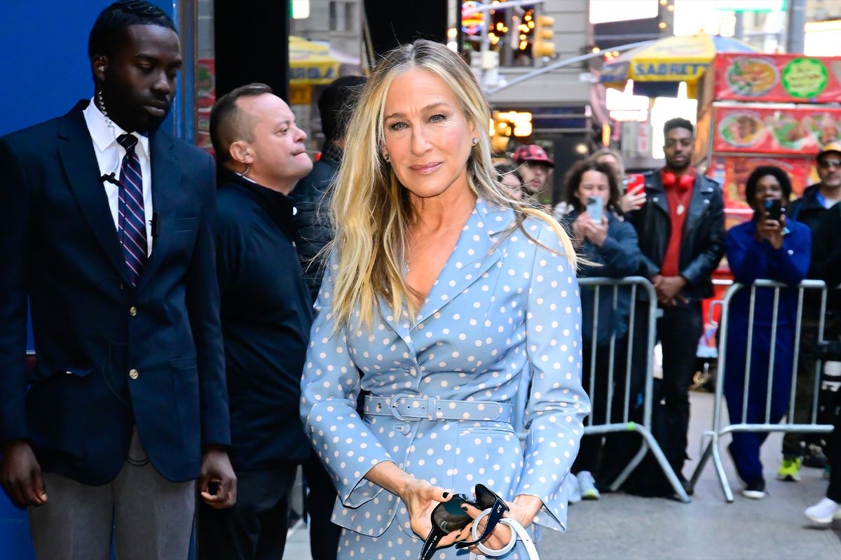 Sarah Jessica Parker Steps Out In NYC Wearing The Print Of The Season