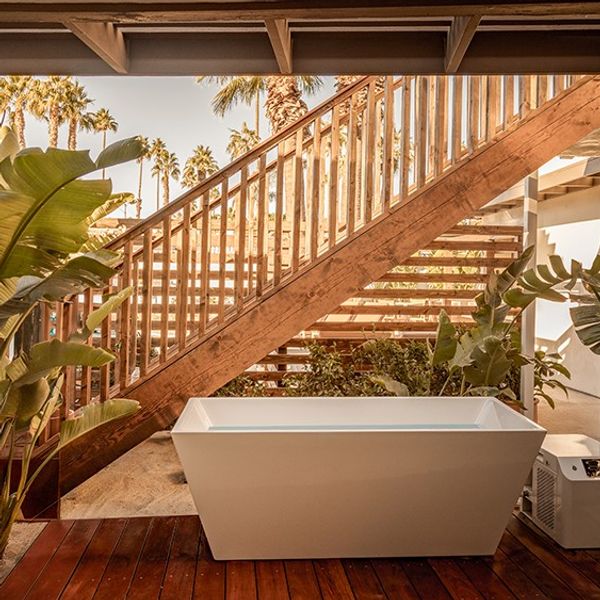 Palm Springs Turned My First Solo Trip Into a Full-Body Reset