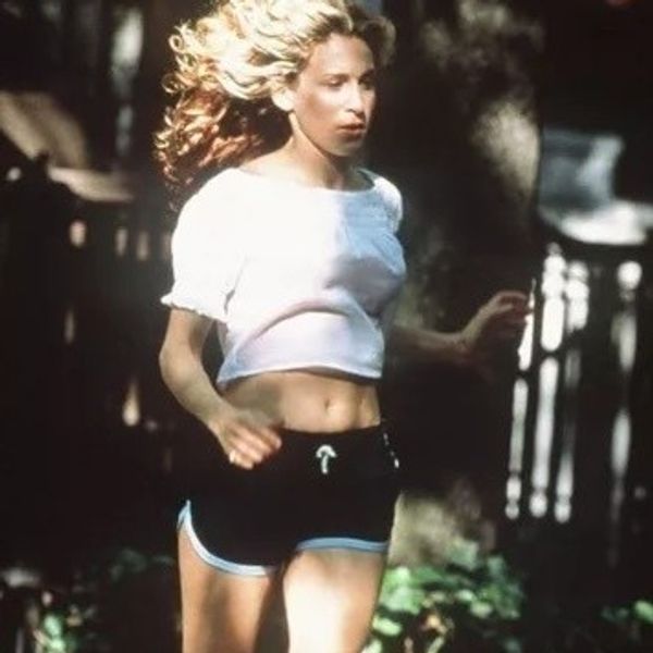 This Tried & True Carrie Bradshaw Outfit Formula Is A Summer Staple