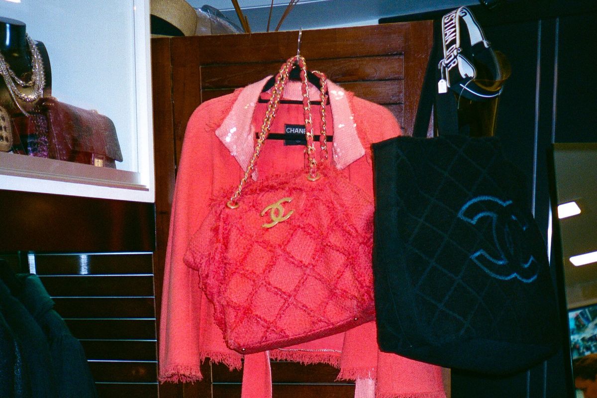 The Best Luxury Vintage Showrooms In Paris Only Insiders Know