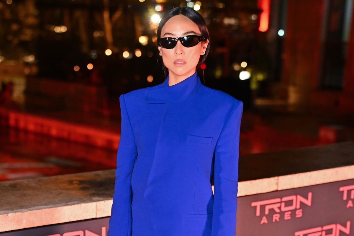 According to Greta Lee, This Is The Color Of Fall