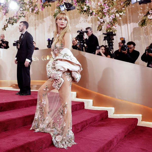 Jennifer Lawrence Wears A Floral Naked Dress To The Golden Globes