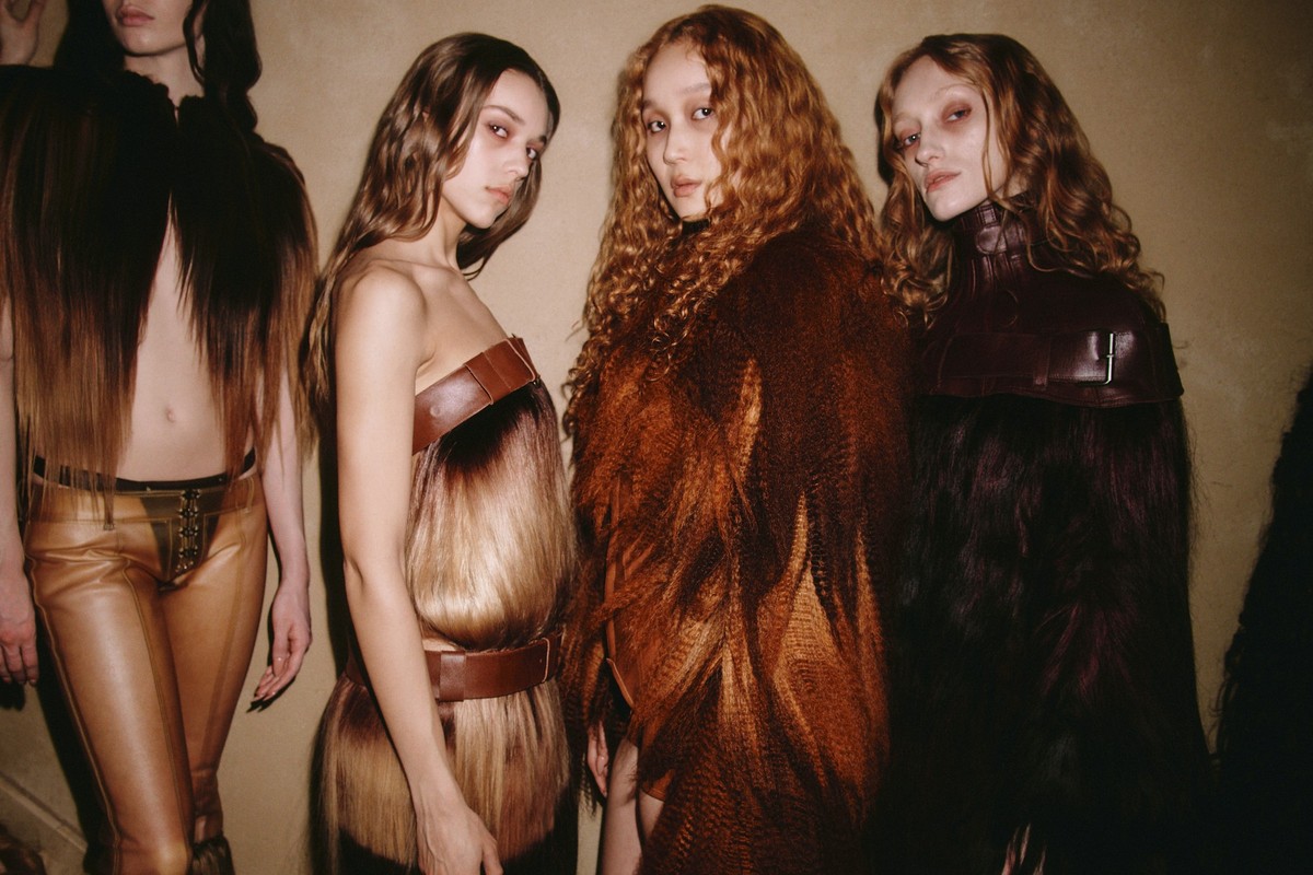 Evanie Frausto On "Body Bobs" & His Showpony Debut