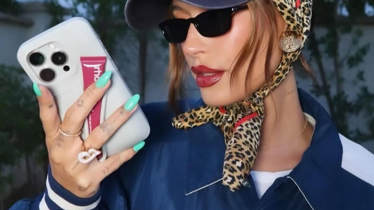 5 Tried & True Ways Of Styling A Silk Scarf