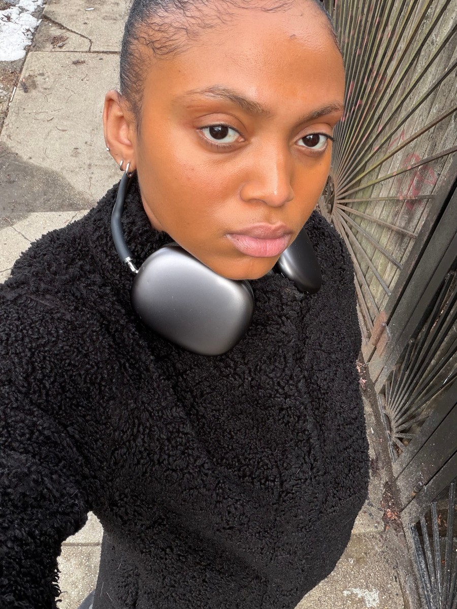 Summary view of glowing skin after full Dior foundation application