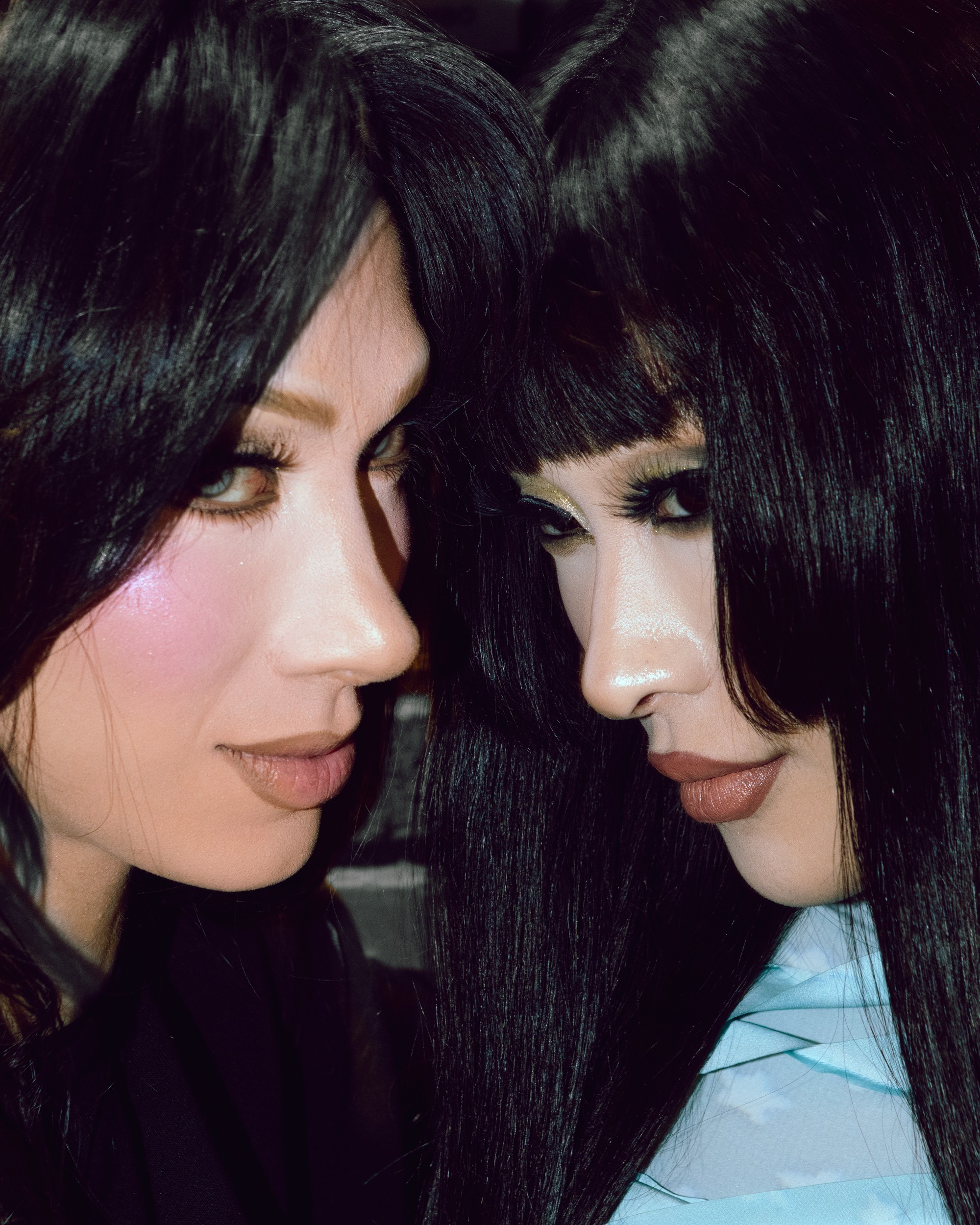 Backstage At The Paramount With Nymphia Wind & Plastique Tiara