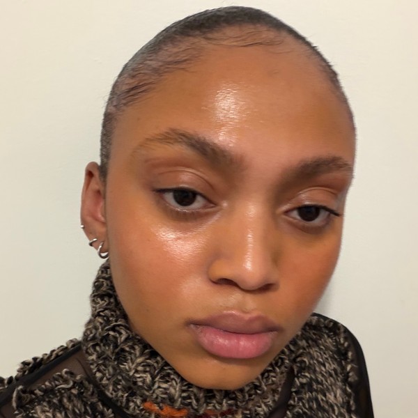 This K-Beauty Mist Saved My Dry Skin (& My Makeup)