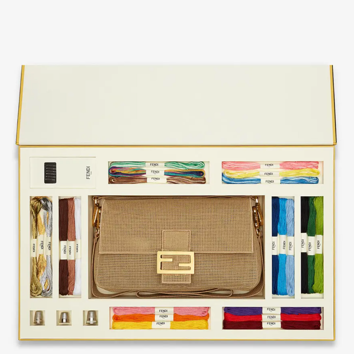 Baguette with Embroidery Kit