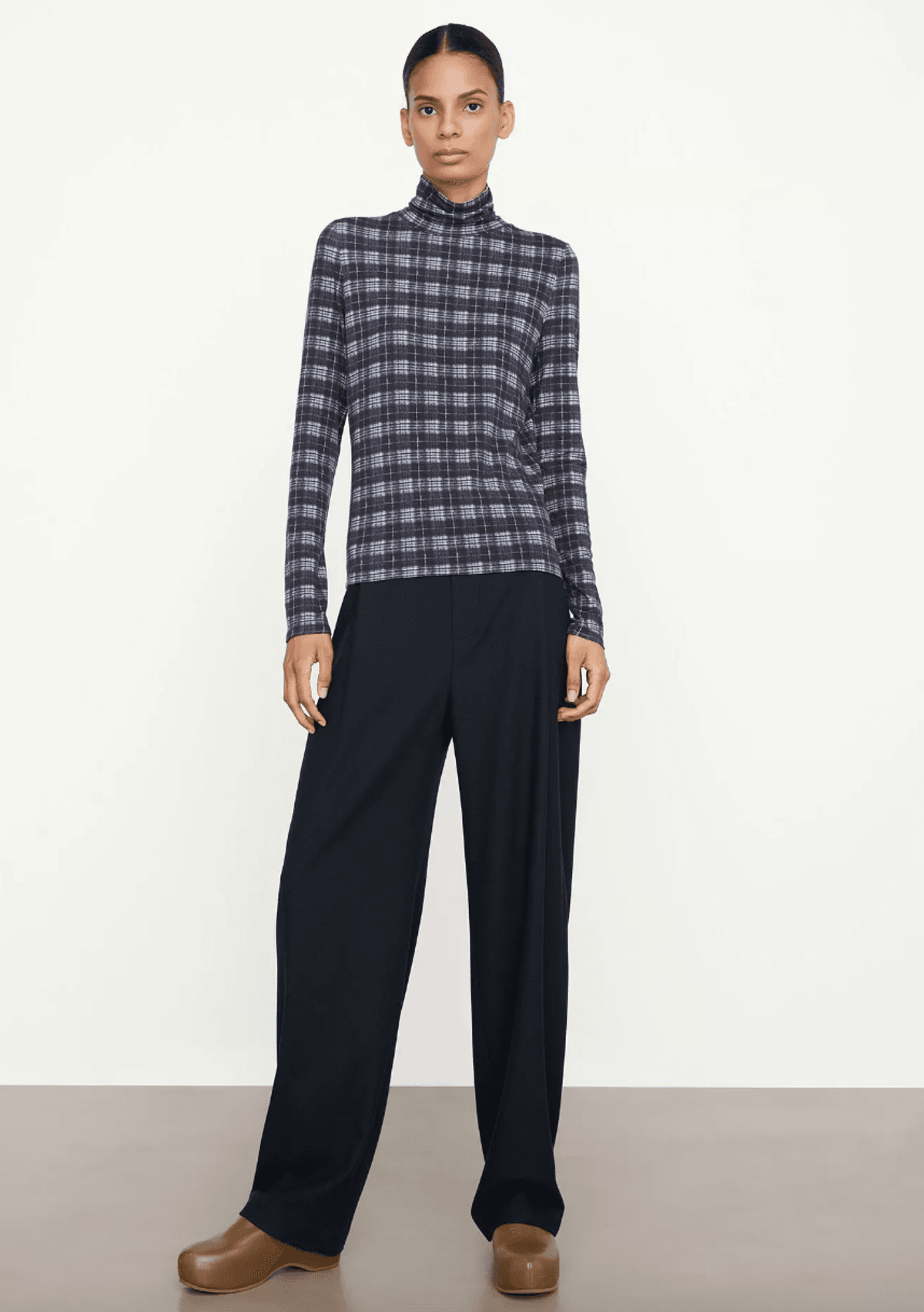 Hazy Plaid Print Turtleneck