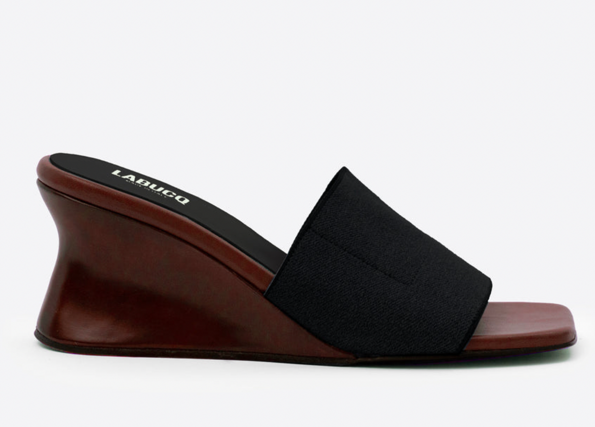Gio Wedge Black