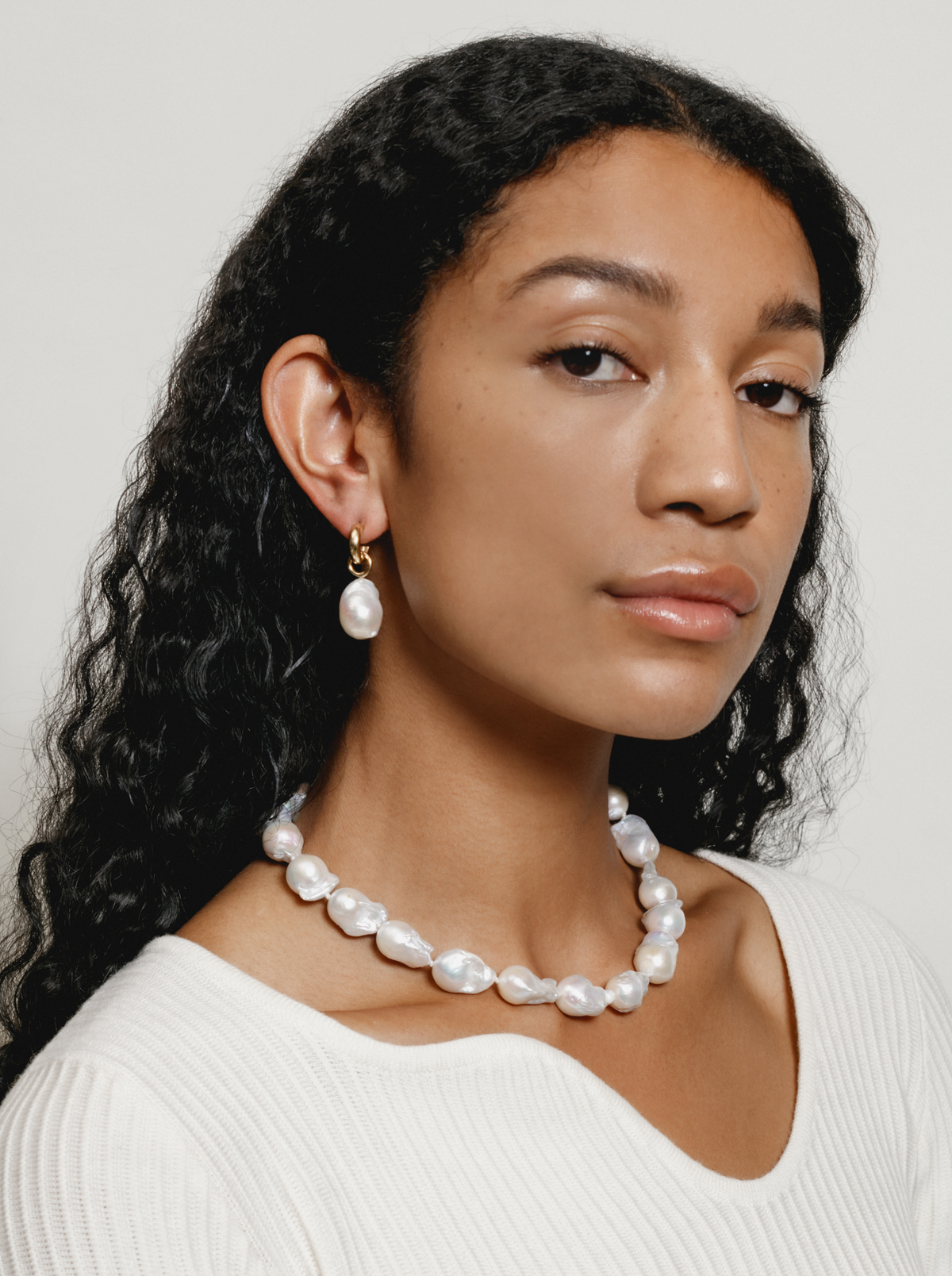 Suki White Pearl Necklace