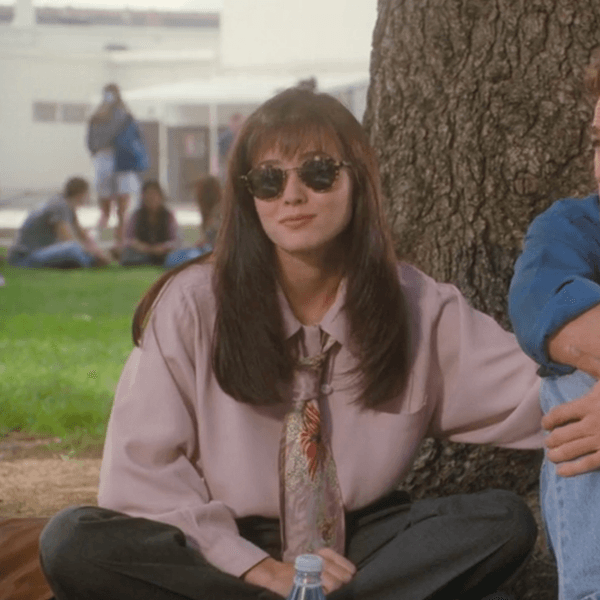 What Brenda Walsh Of "Bevery Hills 90210" Teaches Us About Poetcore