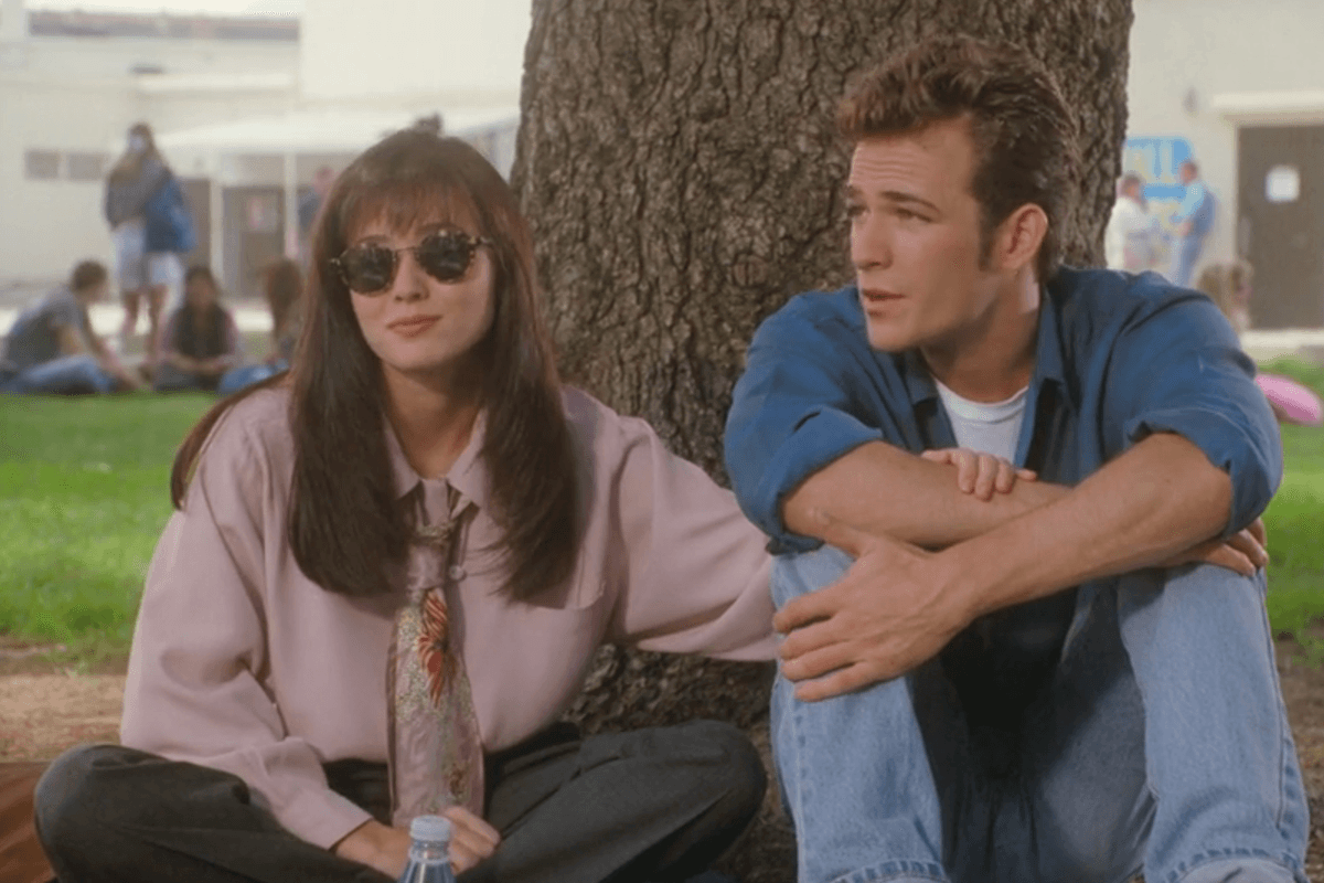 What Brenda Walsh Of "Bevery Hills 90210" Teaches Us About Poetcore