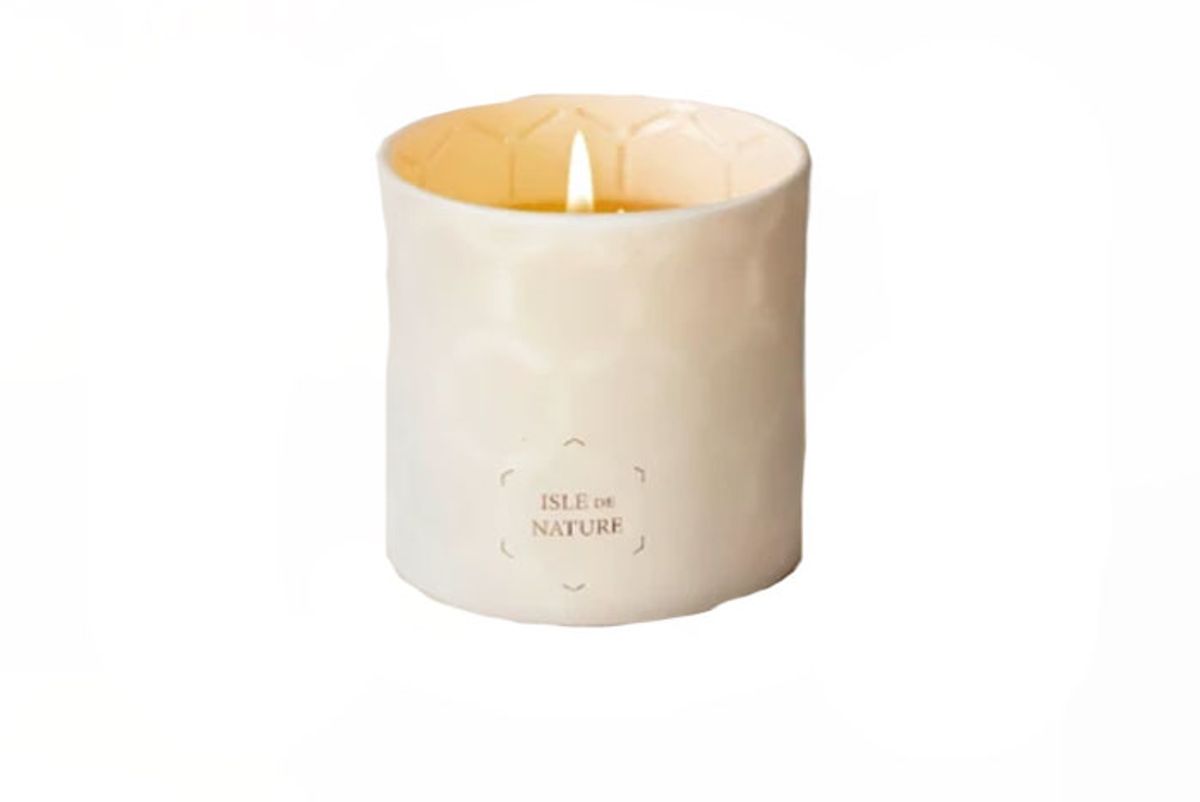 isle de nature pagua bay fragrance luxury beeswax candle