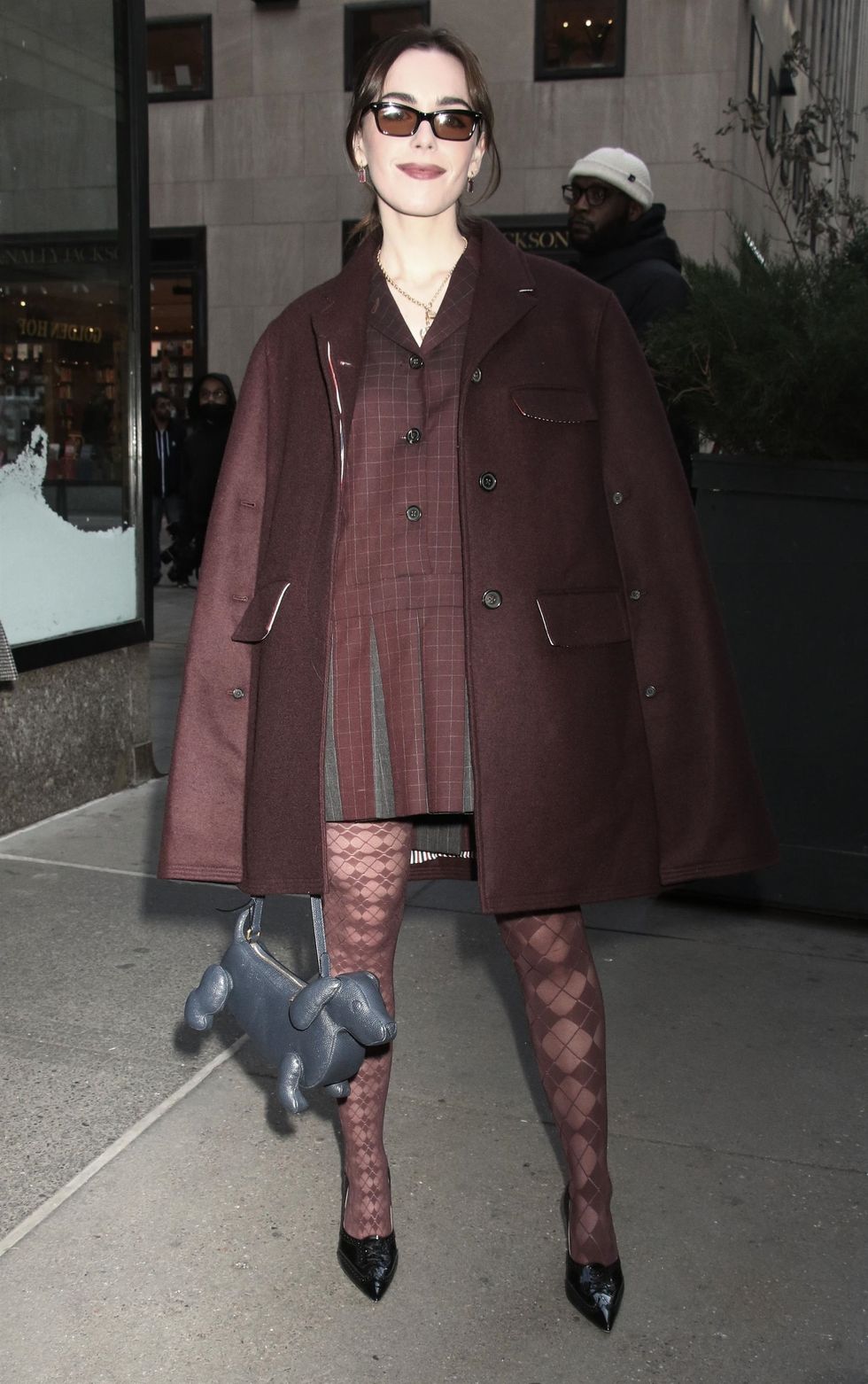 kiernan-shipka-tights